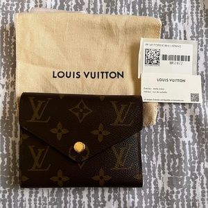 Louis Vuitton Victorine wallet